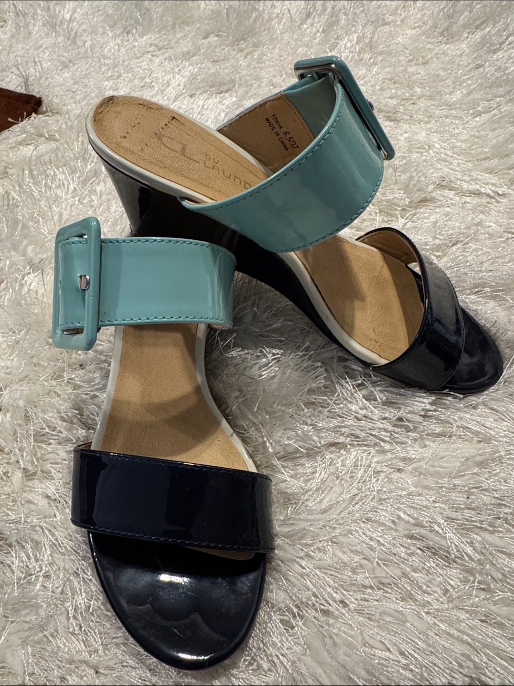 Two-Tone Patent Slide Sandal - Aqua & Deep Navy